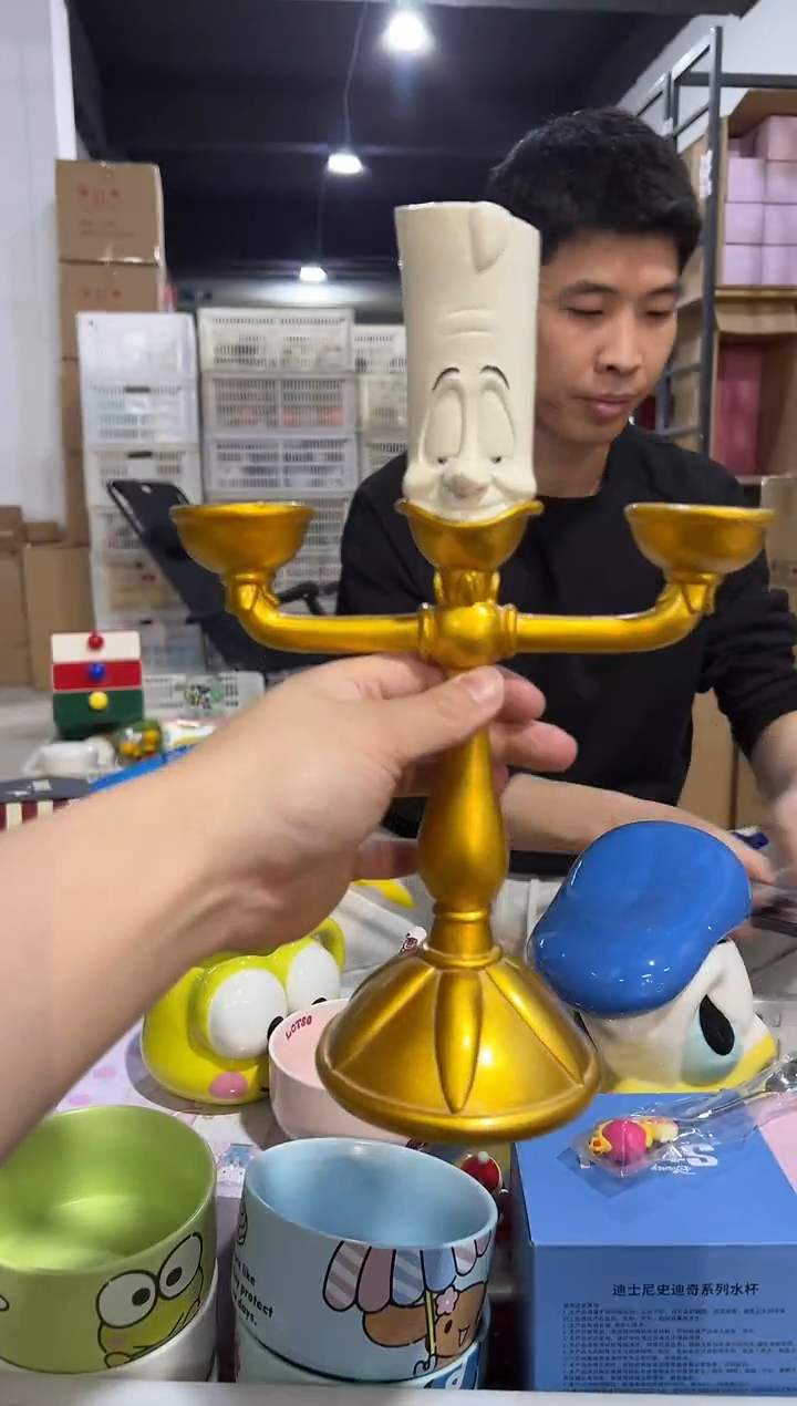 【闪购商品】杯树脂摆件大号烛台