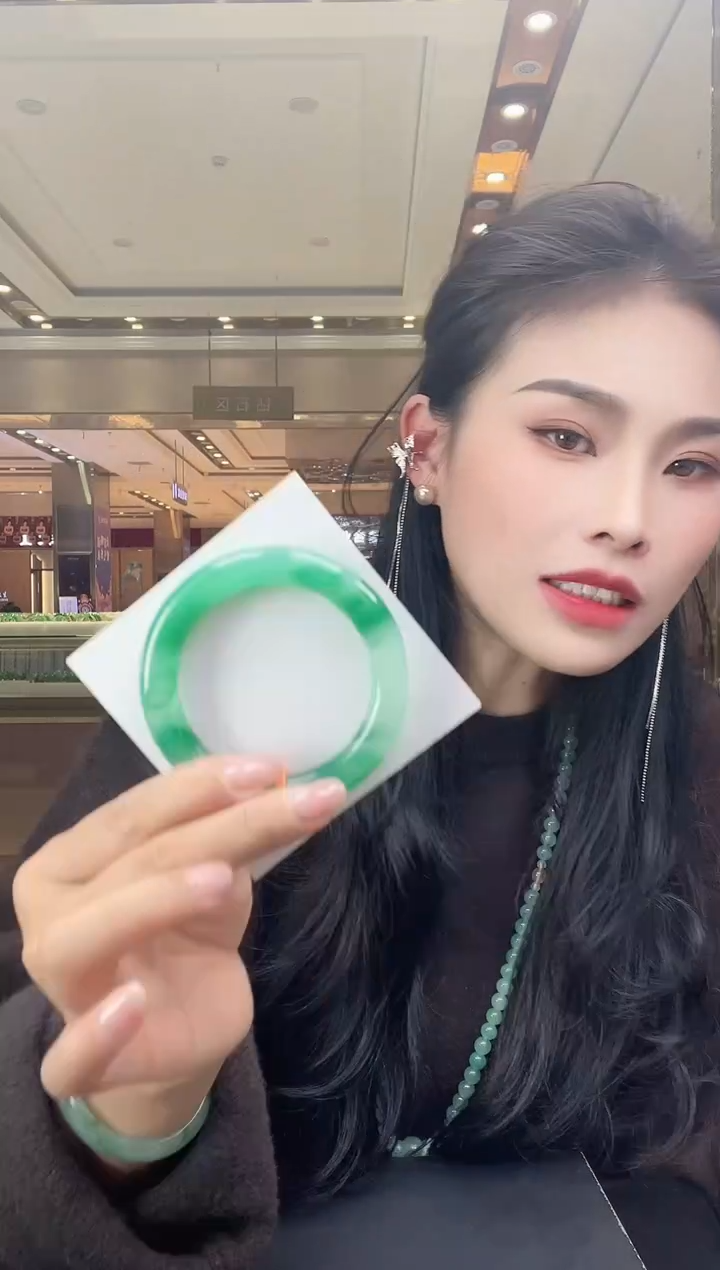 未镶嵌手镯石英质玉26