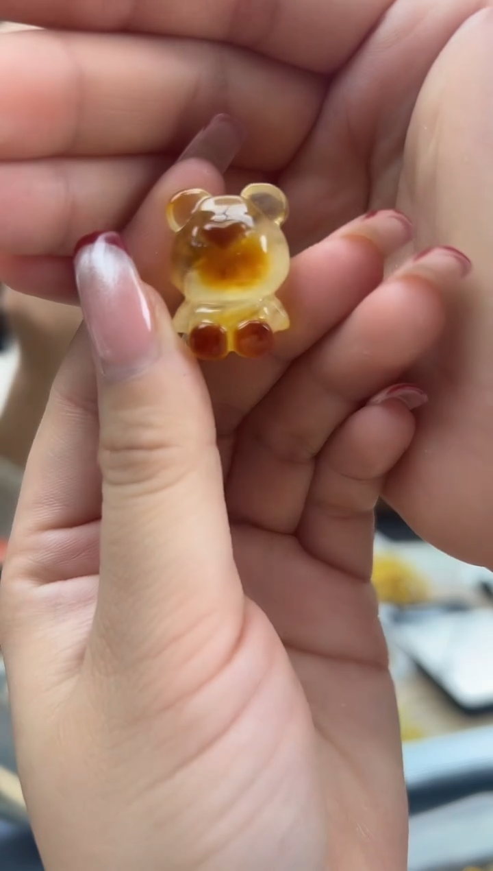 【闪购商品】琥珀裸石未镶嵌蜜蜡吊坠