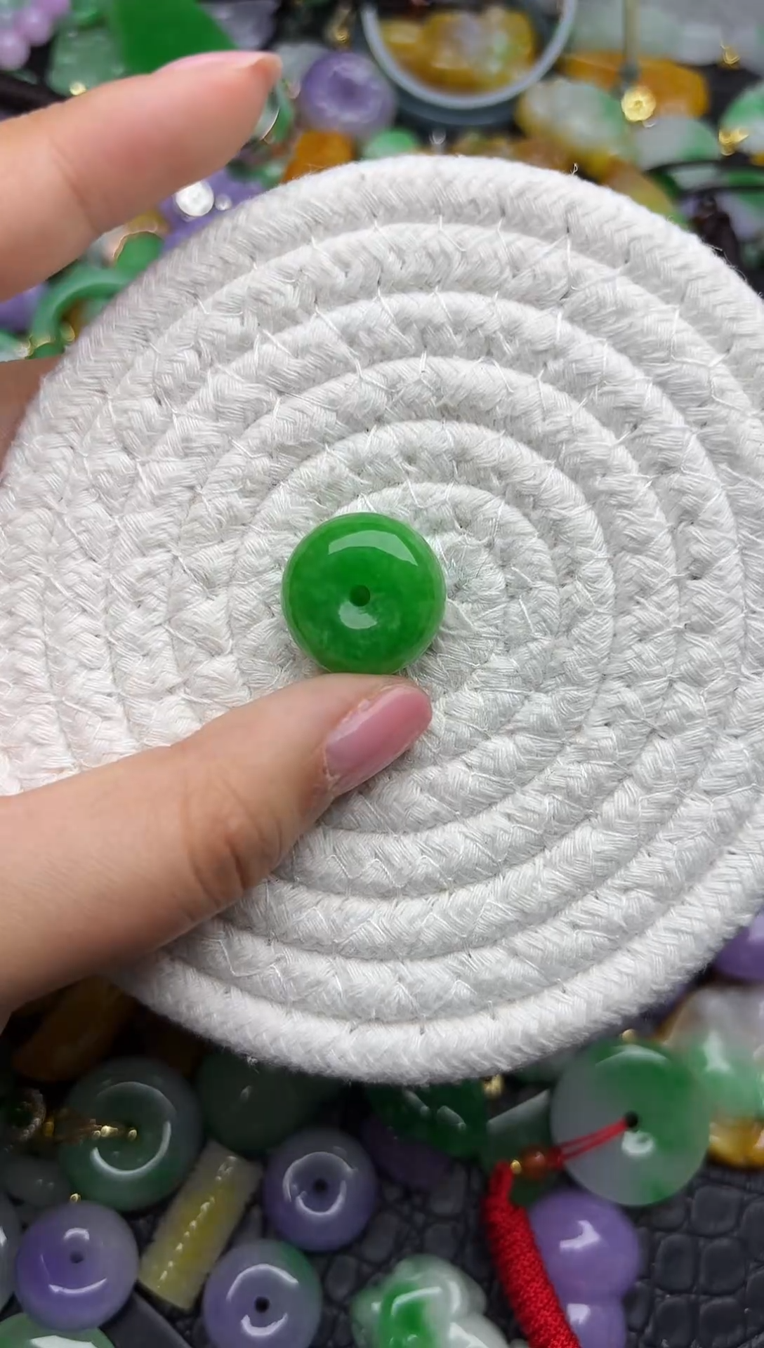 颈饰未镶嵌翡翠缅甸翡翠吊坠