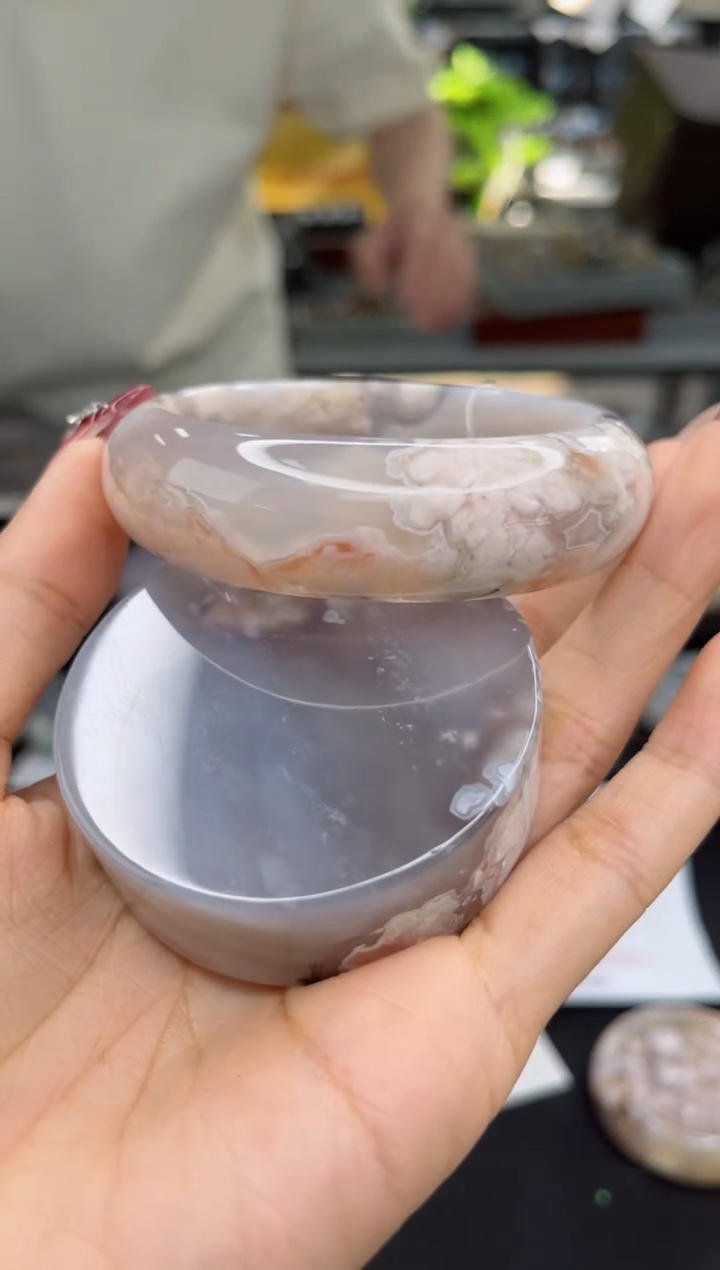 【闪购商品】石英质玉手镯未镶嵌59圈口（赠品镯心）1571306