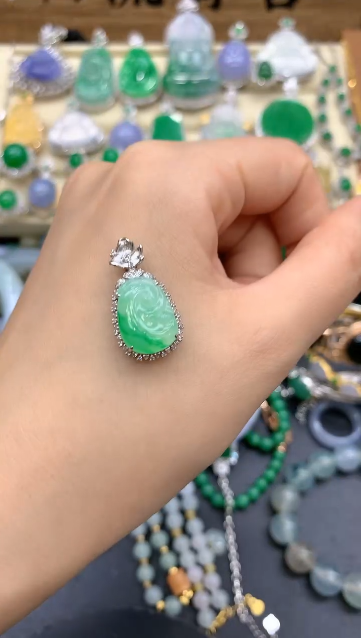 【闪购商品】翡翠颈饰18K金镶嵌376-中国好珍宝