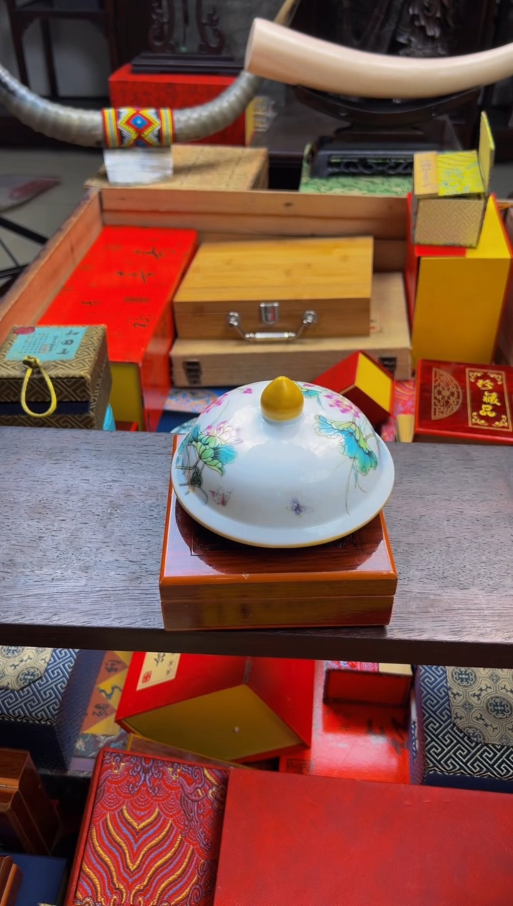 【闪购商品】瓷片————————————一对小呀