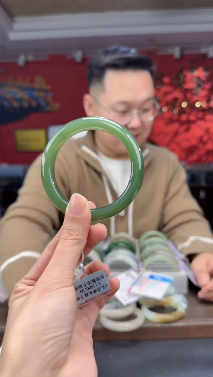 未镶嵌手镯和田玉湖水绿手镯51-55