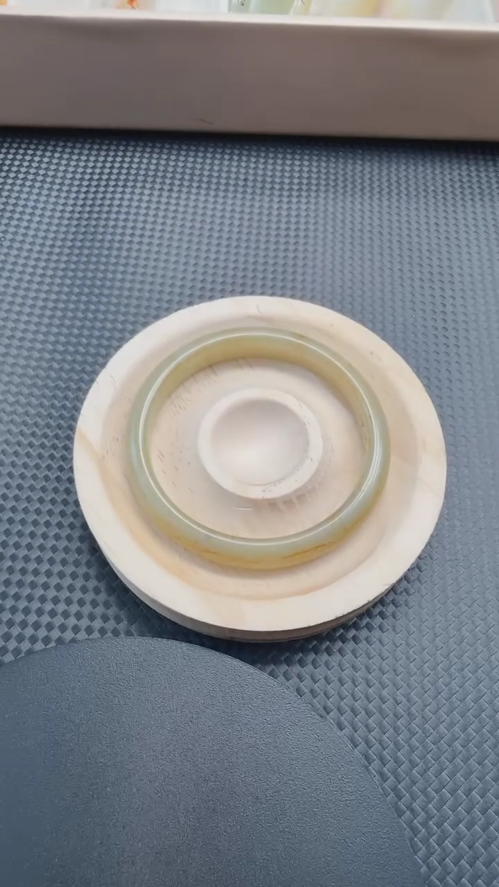 【闪购商品】和田玉手镯未镶嵌36圈口55.2正圈