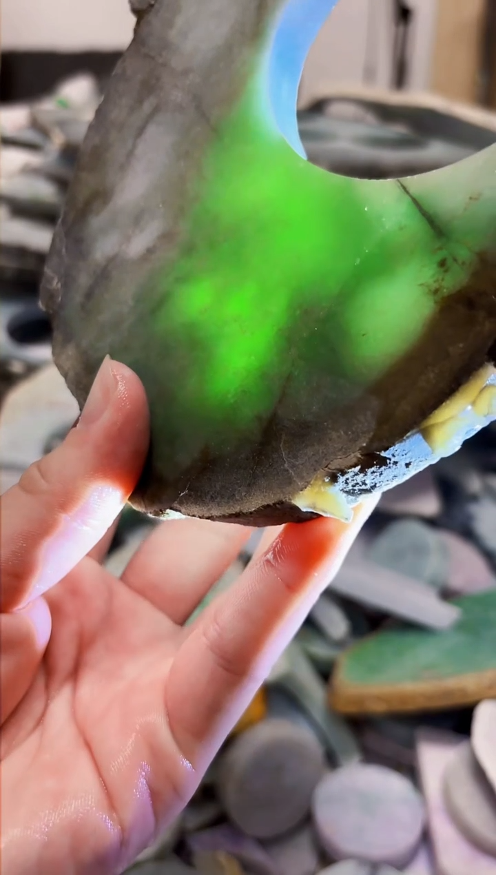 【闪购商品】翡翠颈饰未镶嵌A货白文1798