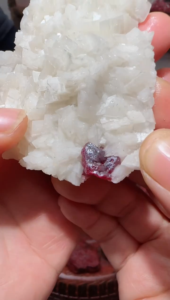 天然辰砂原矿石31