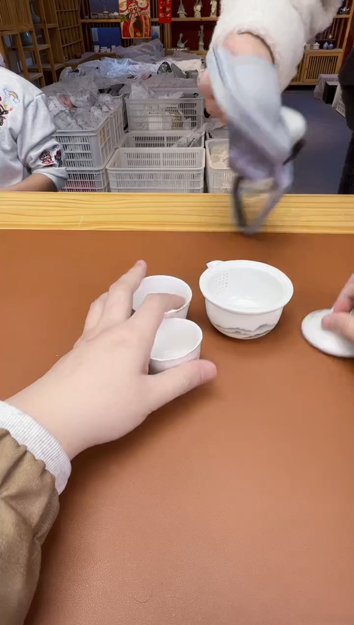 【闪购商品】瓷片瓷制品S11111111111