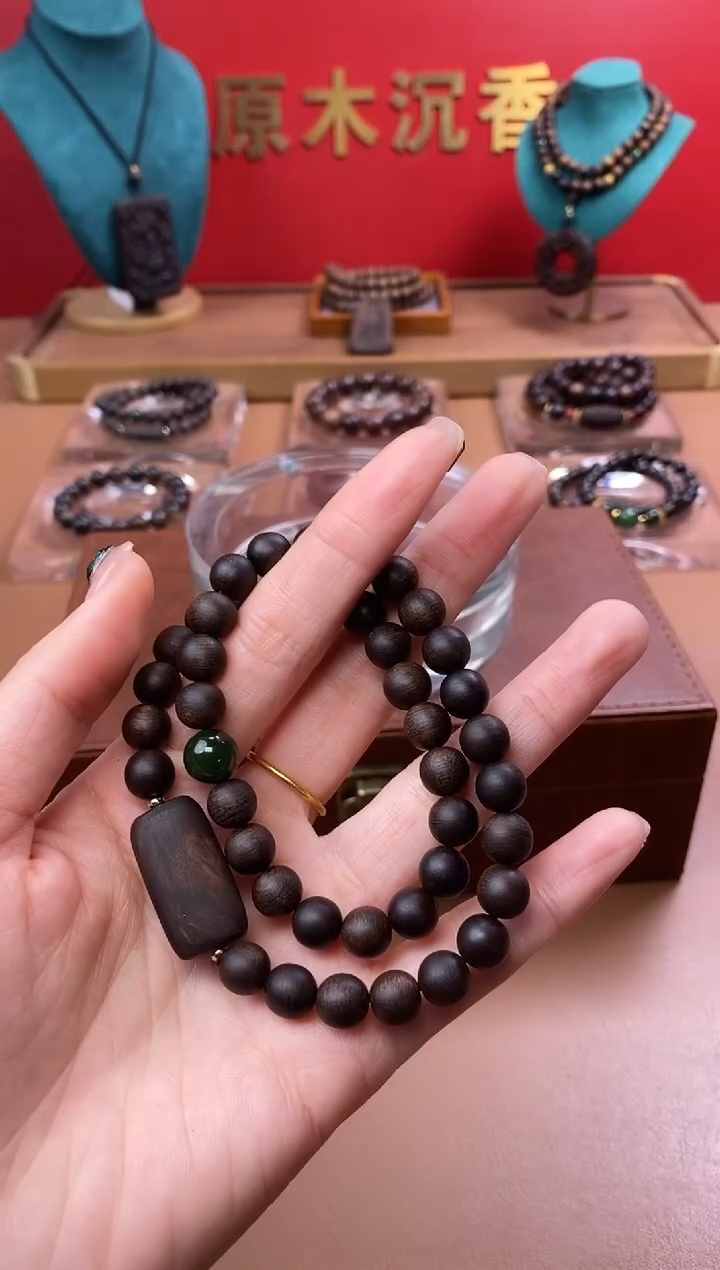 【闪购商品】沉香手串Y沉水芽庄白棋08两圈+雷击顶珠沉香木雕