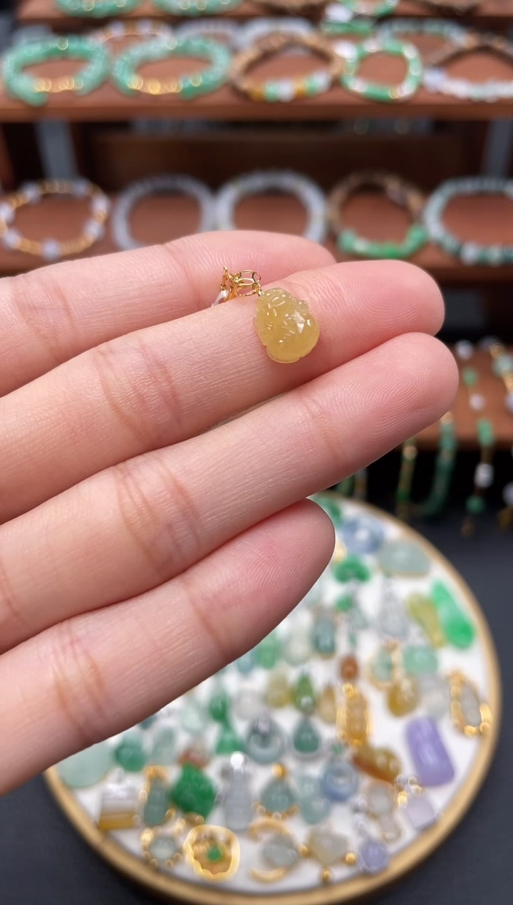 【闪购商品】翡翠吊坠(不含链)18K金镶嵌一个  JK603