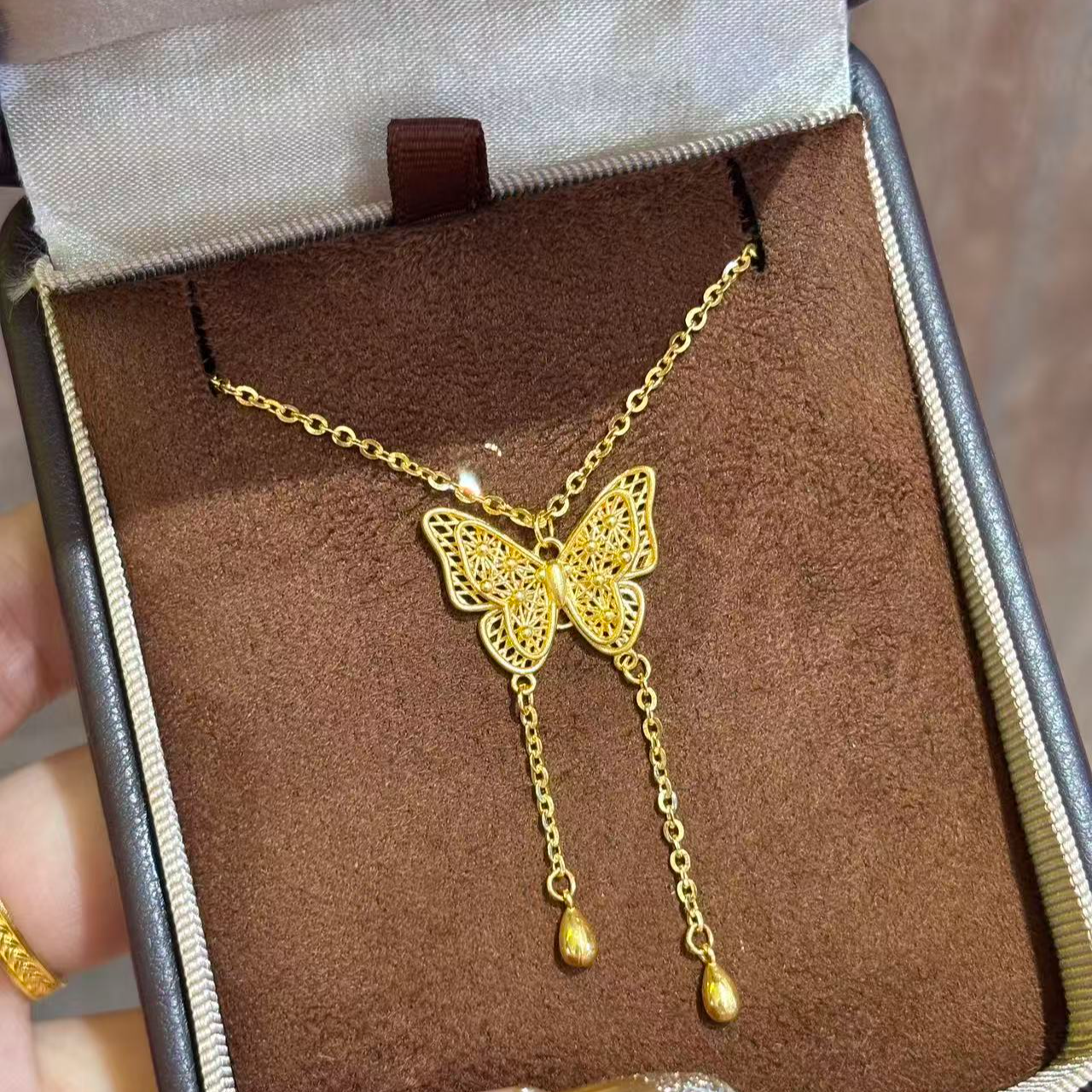 【伟新源】足金999 5G工艺 蕾丝蝴蝶套链8克