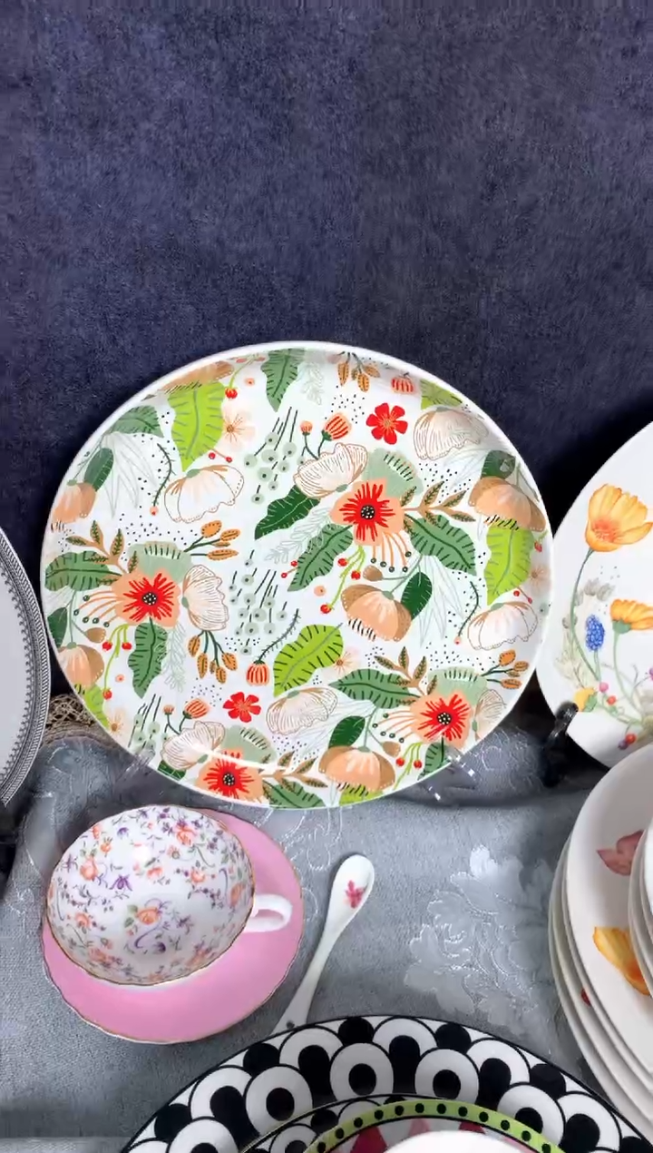 【闪购商品】瓷片陶瓷原单CC399餐具1个大