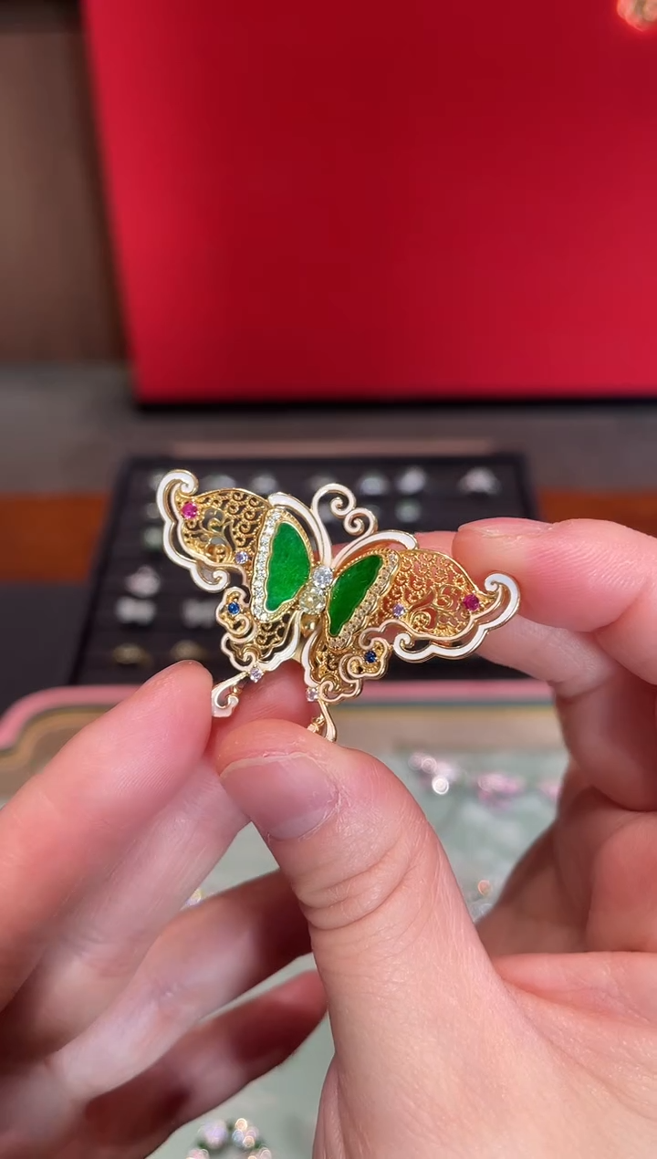 银S925镀金镶嵌翡翠耳饰蝴蝶胸针