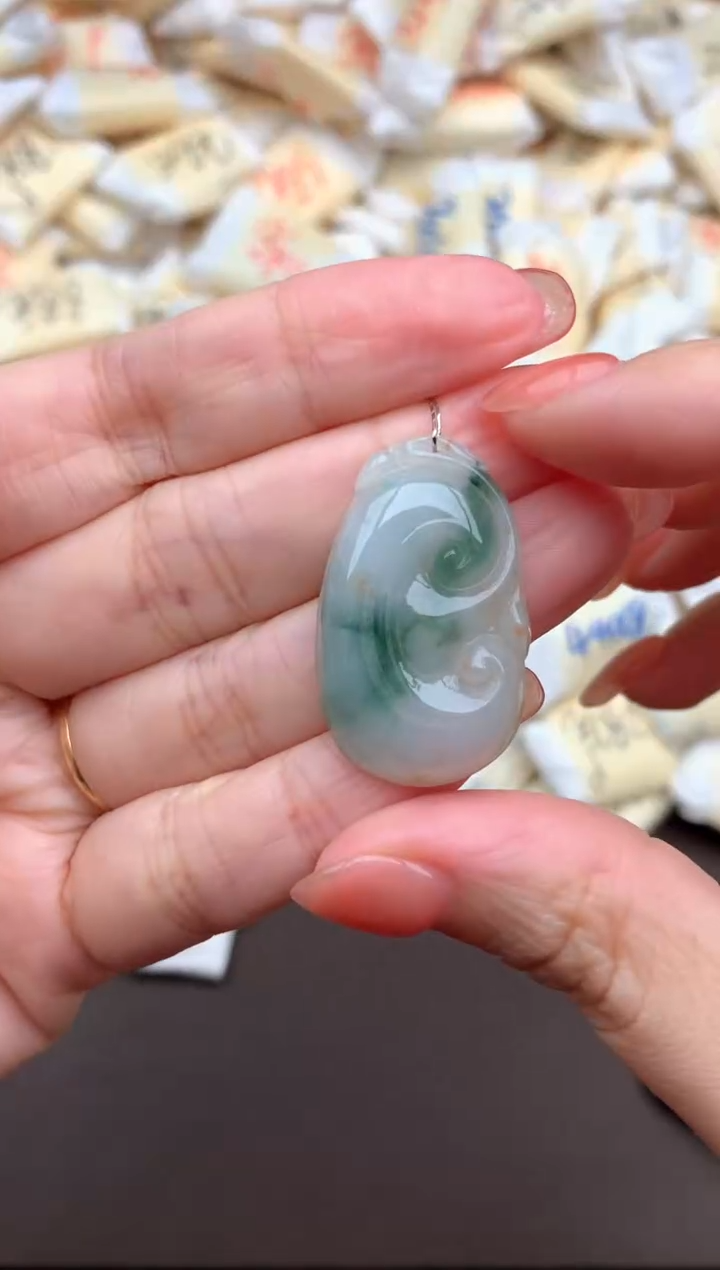 【闪购商品】翡翠挂件未镶嵌一