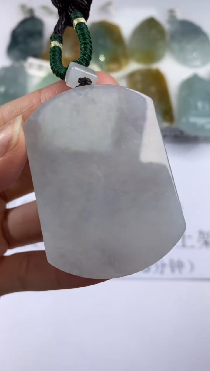 未镶嵌挂件翡翠304820      多人