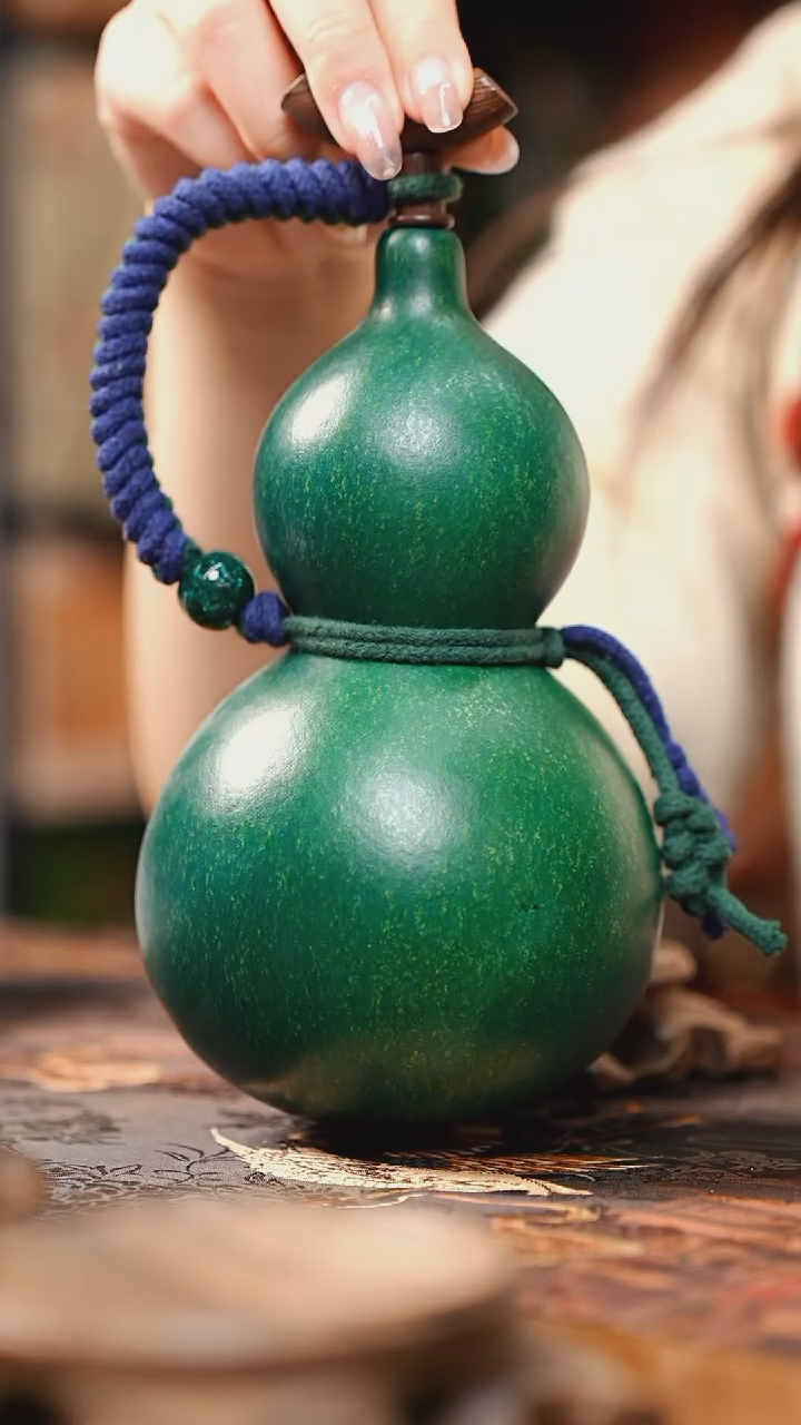 【闪购商品】RU167大漆酒葫芦不包手串及旋转底座