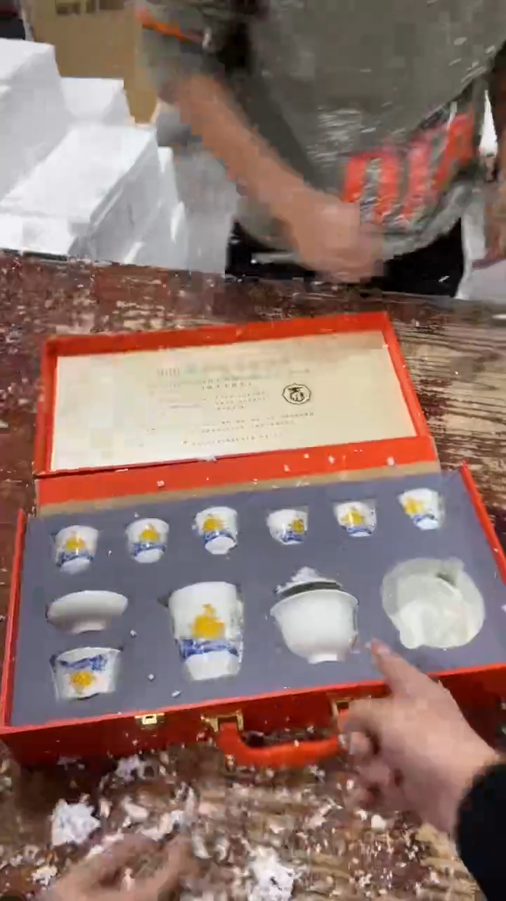 【闪购商品】瓷片黑马茶具甄选链接@@LS