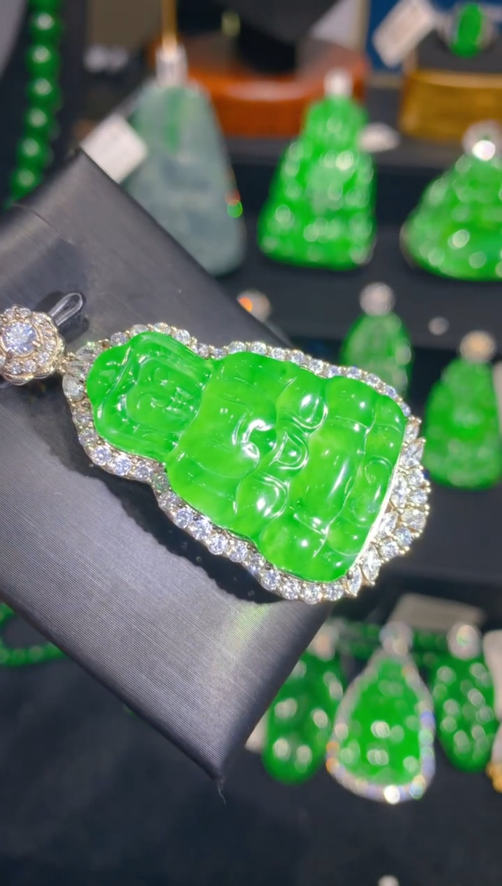 【闪购商品】翡翠颈饰银S925镶嵌83一季