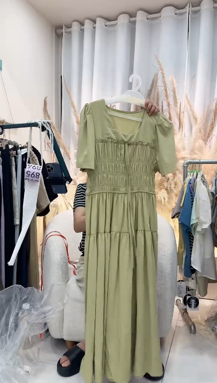 M码东阳市嘉霆服装店个体店