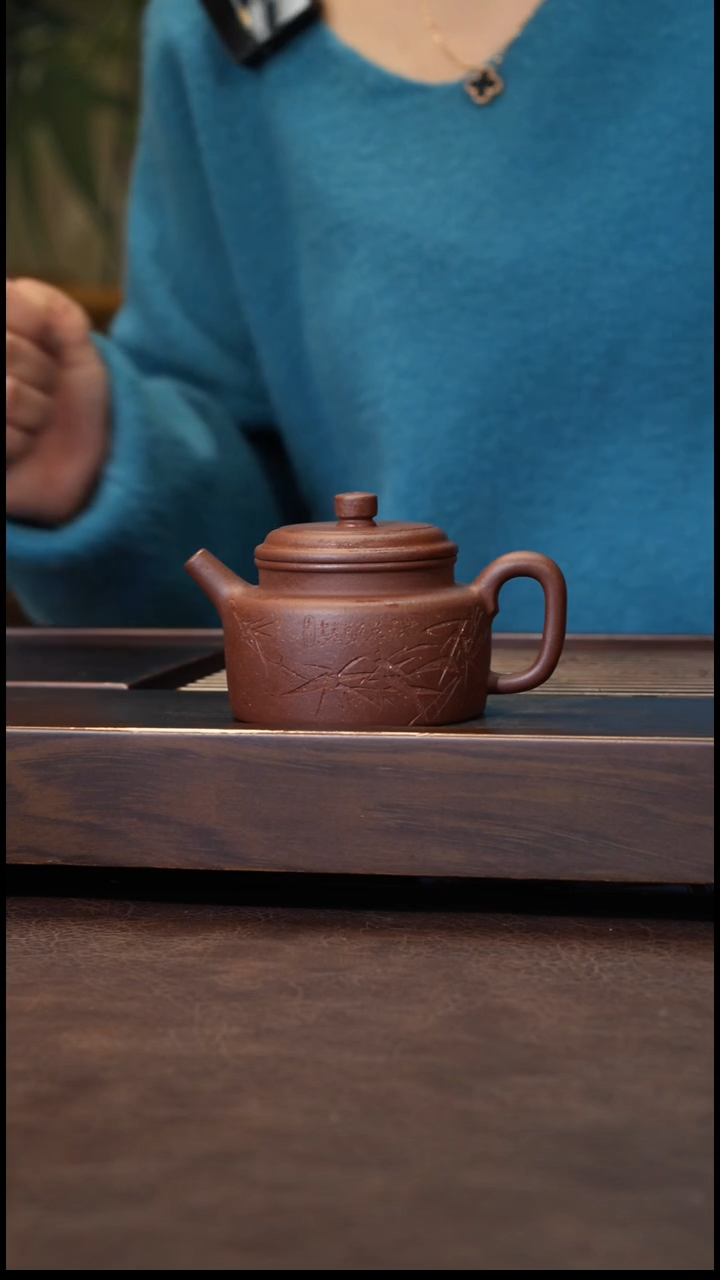 茶壶紫砂紫泥刻绘德钟150cc左右特价