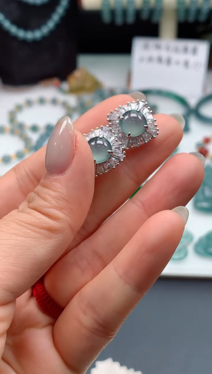 【闪购商品】翡翠颈饰银S925镶嵌0213118331