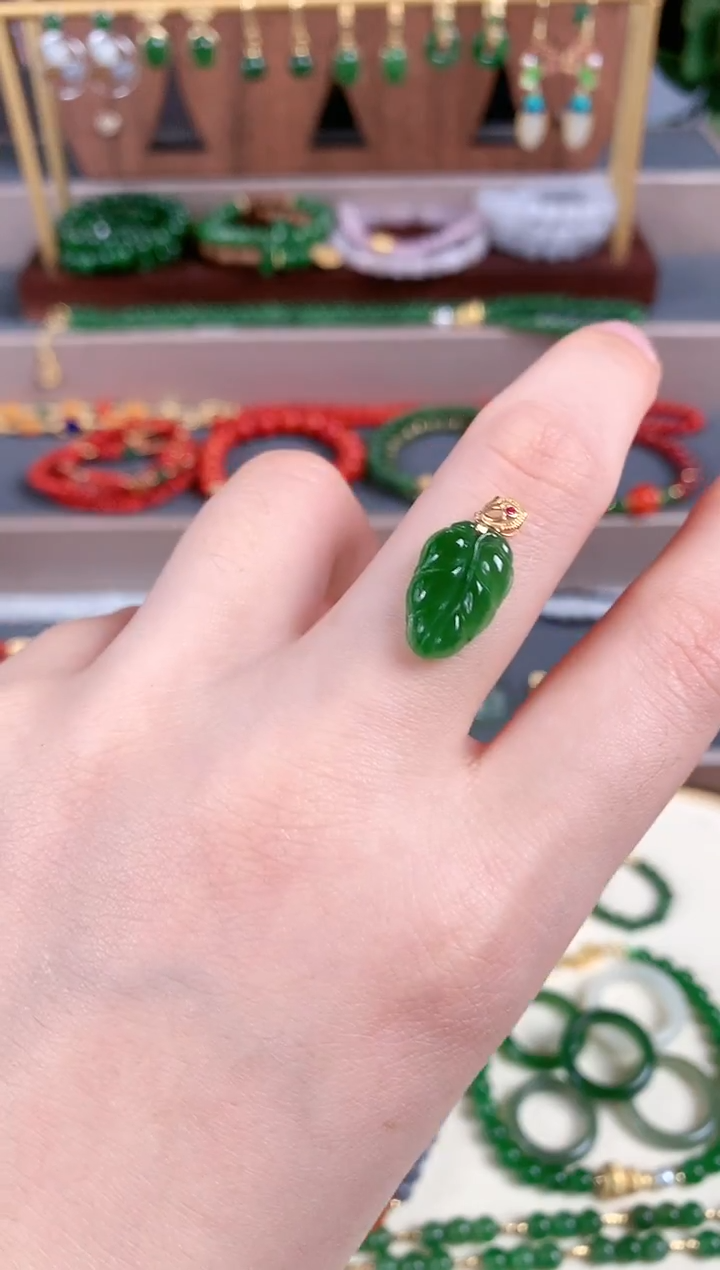 吊坠(不含链)18K金镶嵌和田玉1