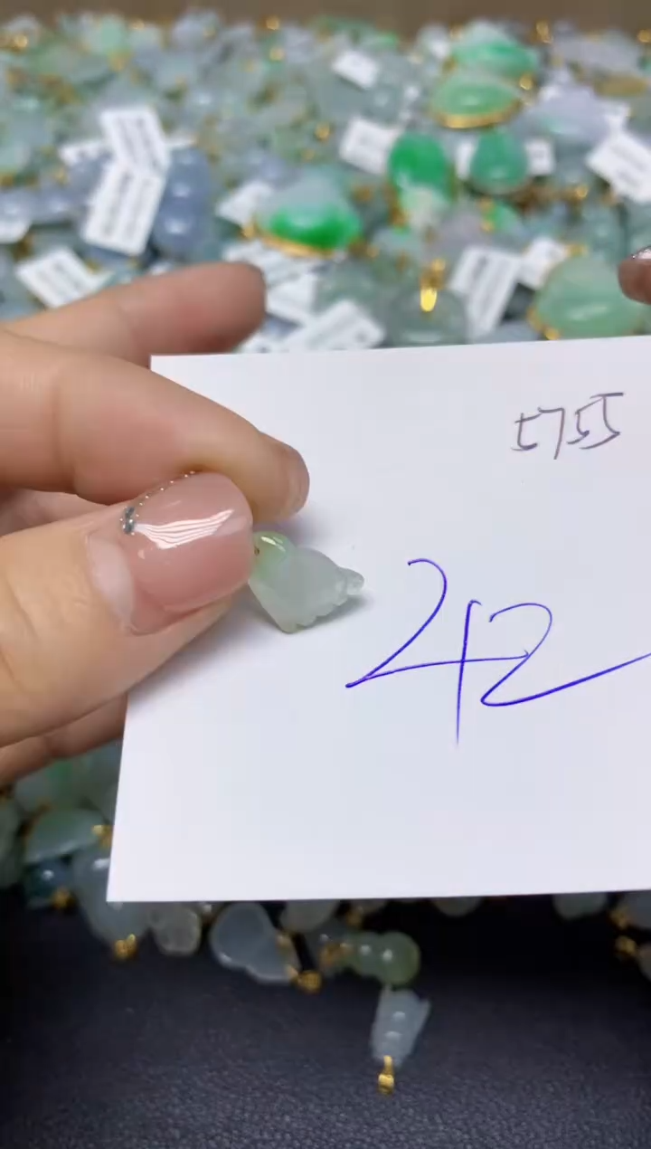 【闪购商品】翡翠挂件18K金镶嵌 天然翡翠A货