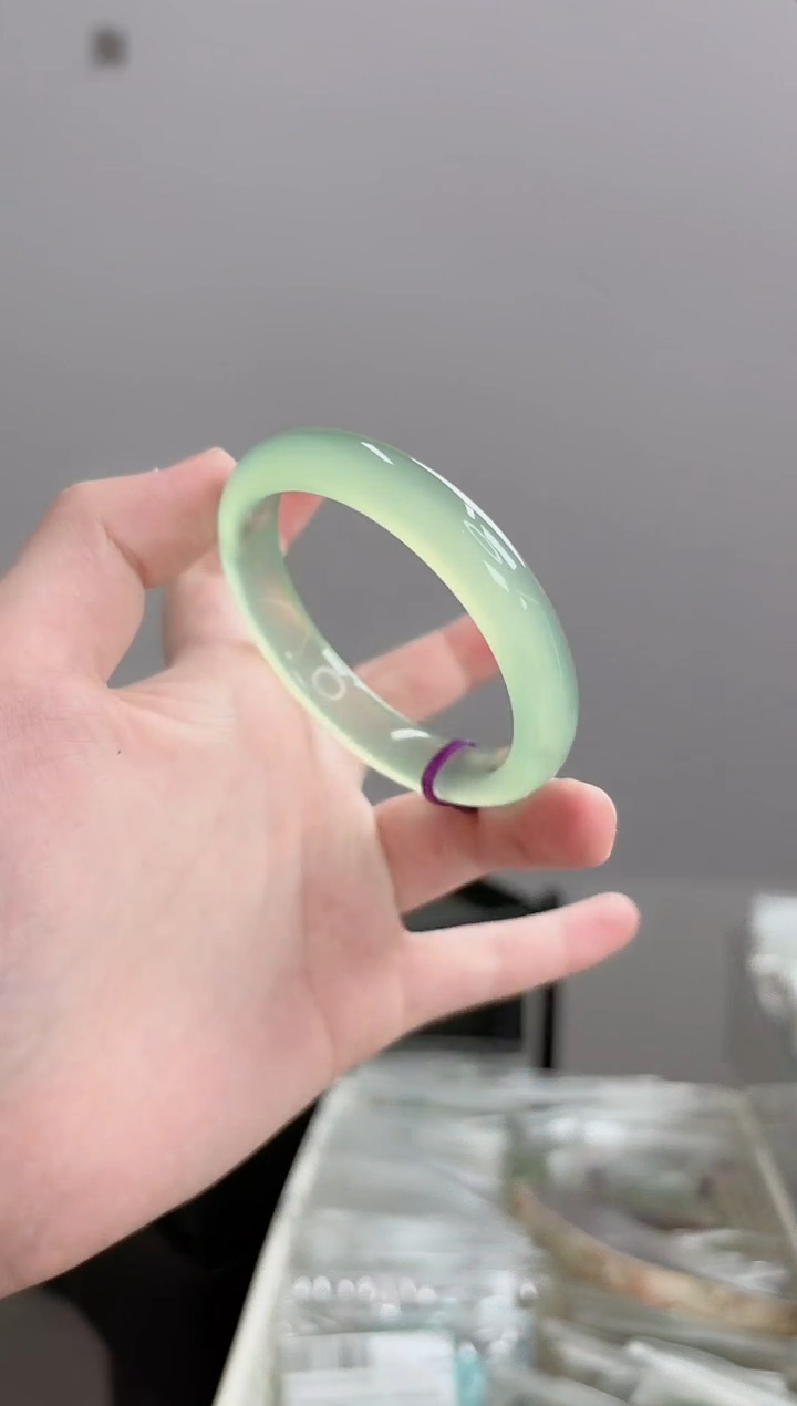 手镯玛瑙/玉髓未镶嵌54圈