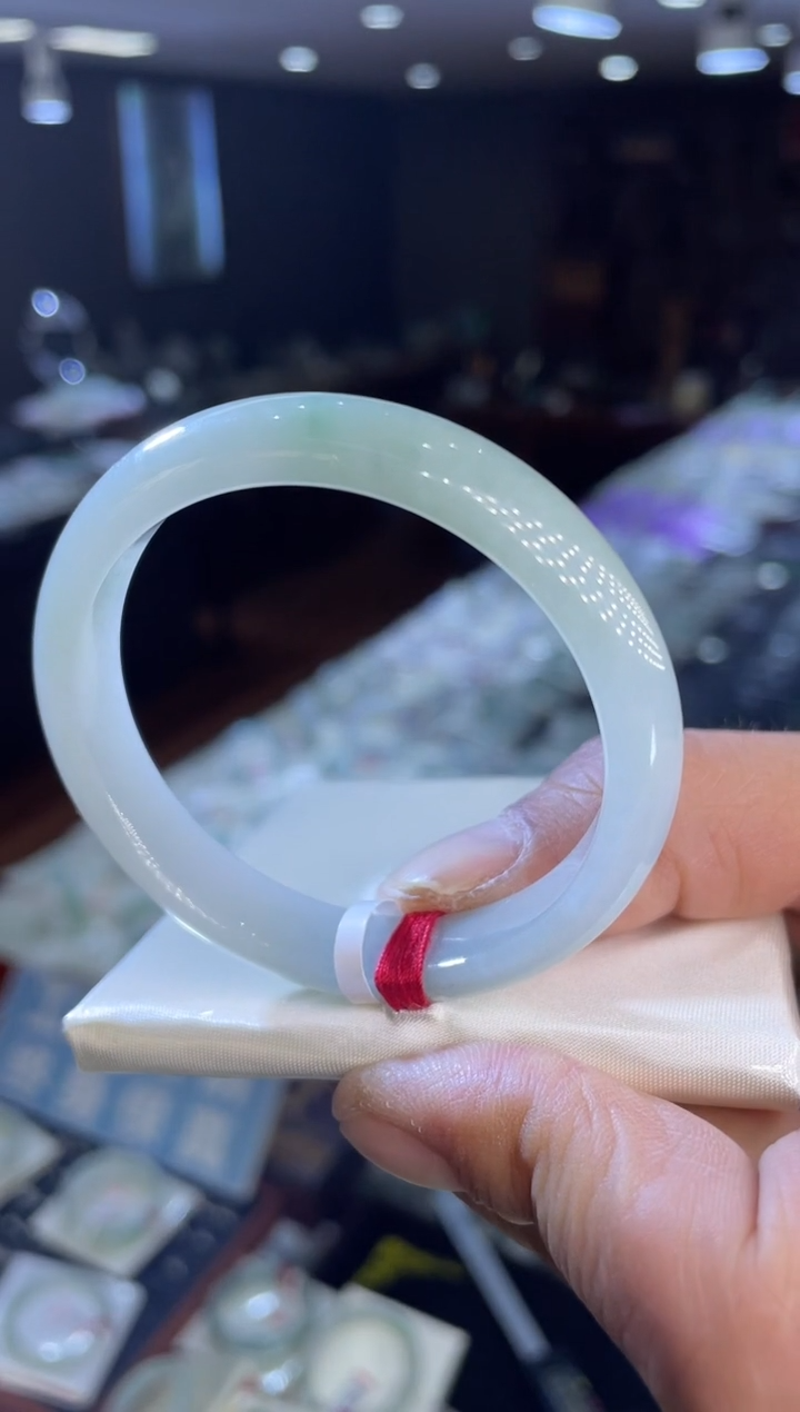 未镶嵌手镯翡翠正圈50-51