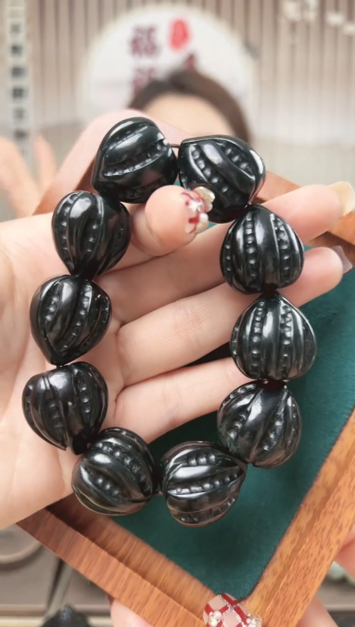 【闪购商品】和田玉手链未镶嵌和田玉塔青核桃手串