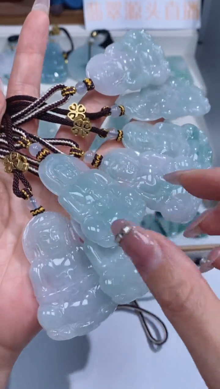 颈饰未镶嵌翡翠吊坠团购多样性发一件