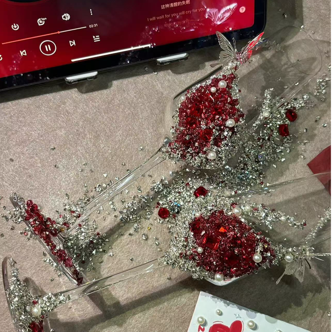 流苏灵动蝴蝶结婚敬酒杯新婚拍照出片神器杯子材料包送闺蜜礼物