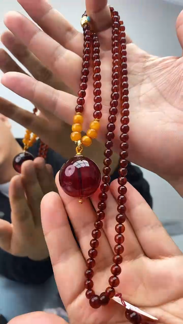 琥珀未镶嵌珠宝奇石人**火假一罚十，多样性发一件0