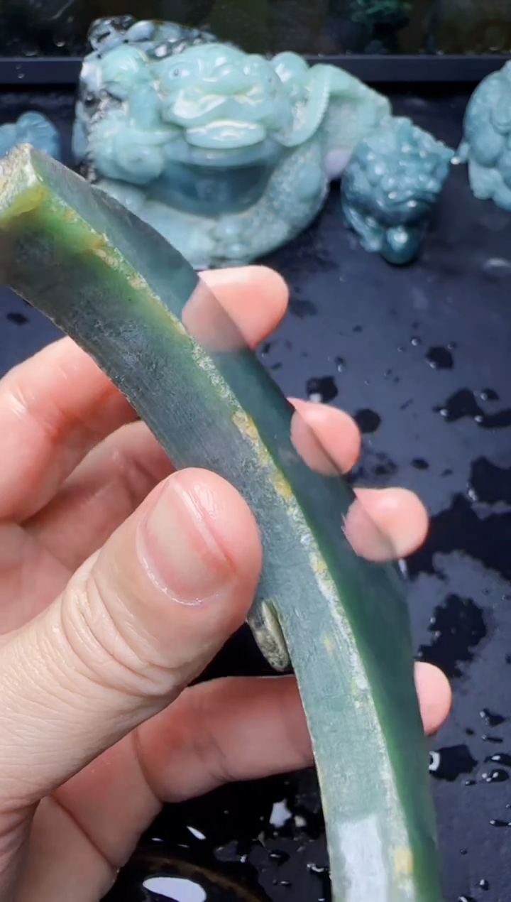 颈饰未镶嵌翡翠看****了18