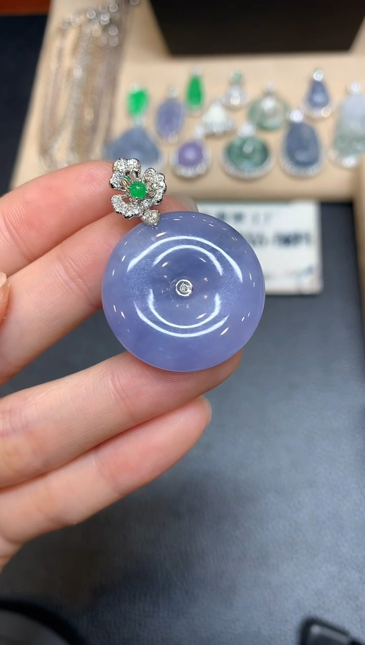 【闪购商品】翡翠颈饰18K金镶嵌【无服务费