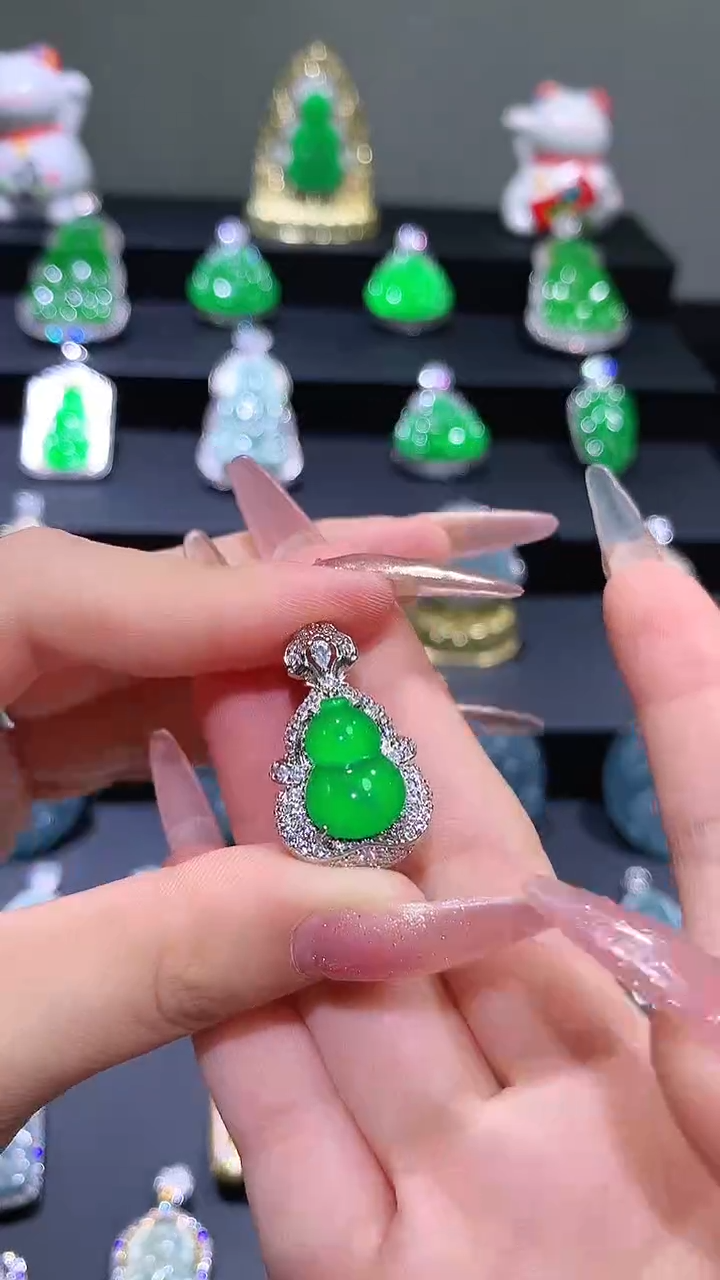 翡翠未镶嵌吊坠(不含链)翡翠葫芦 所见即所得