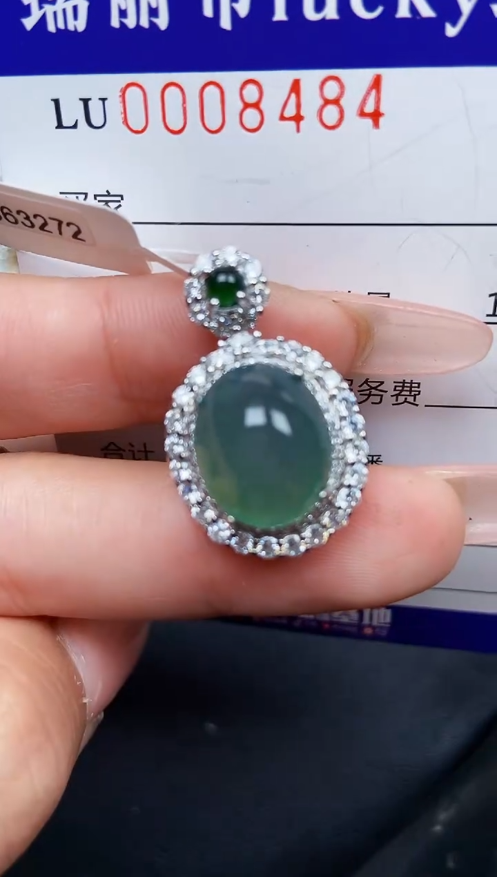 【闪购商品】翡翠颈饰银S925镶嵌8484