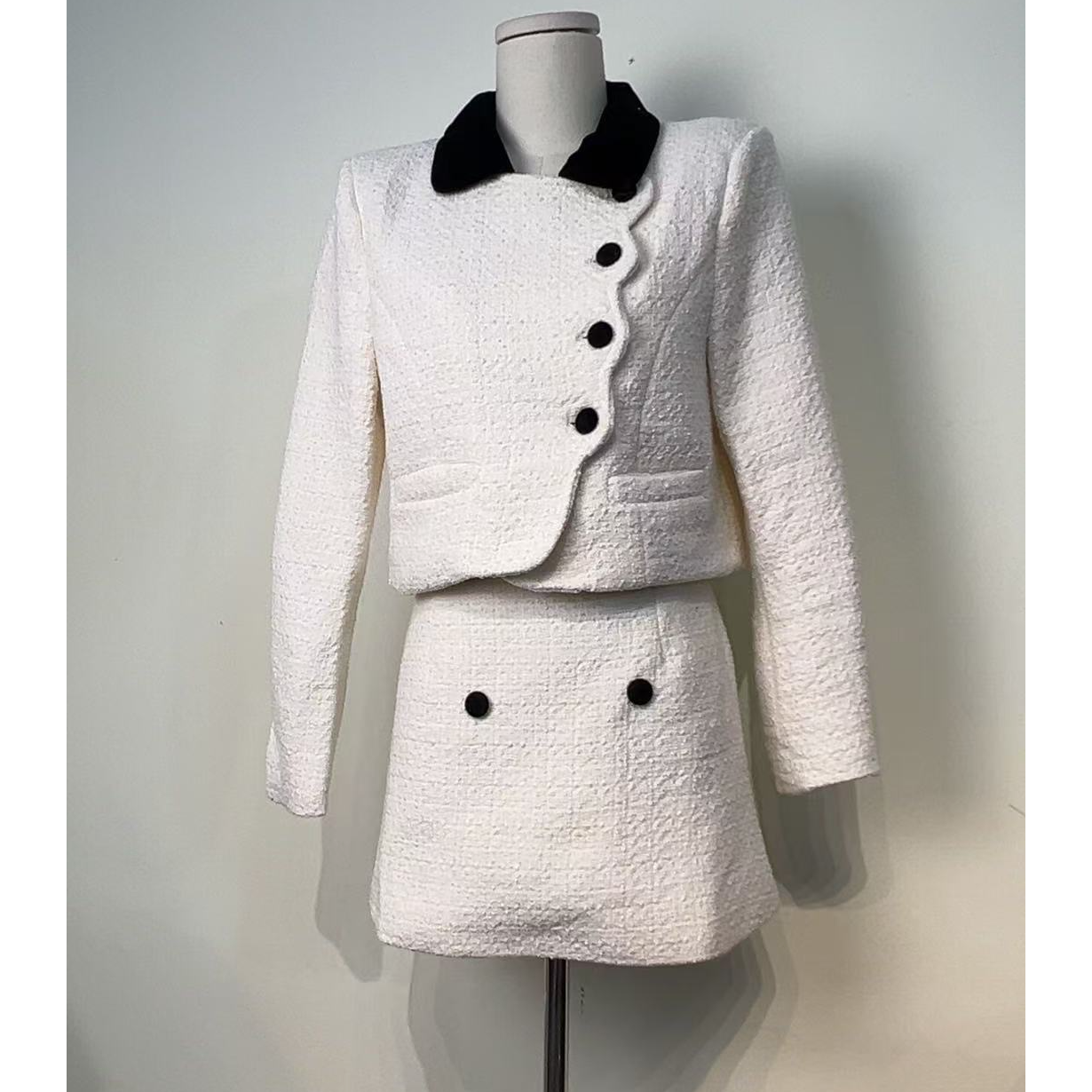 性感气质名媛复古港风时尚套装小香风春季女士上衣白色时尚