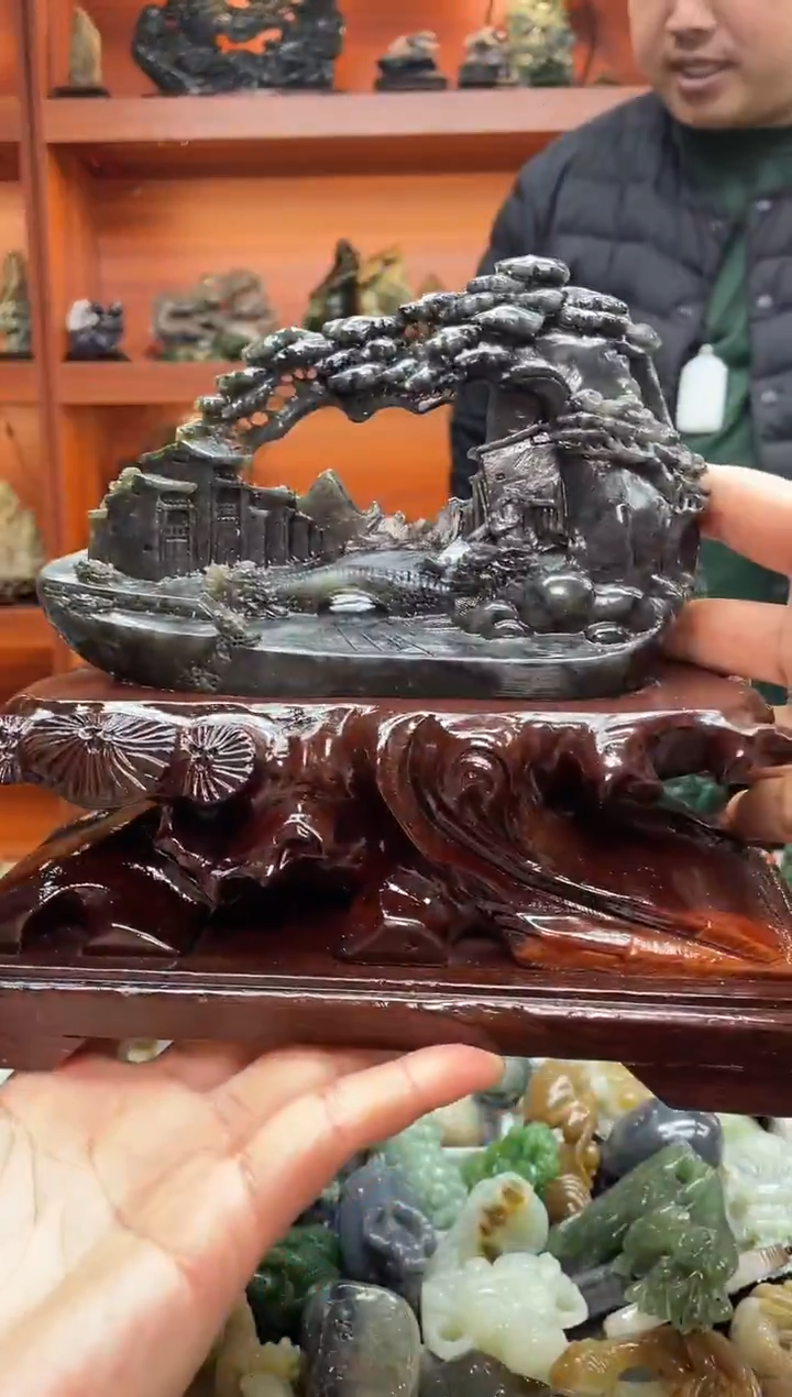 未镶嵌和田玉摆件1