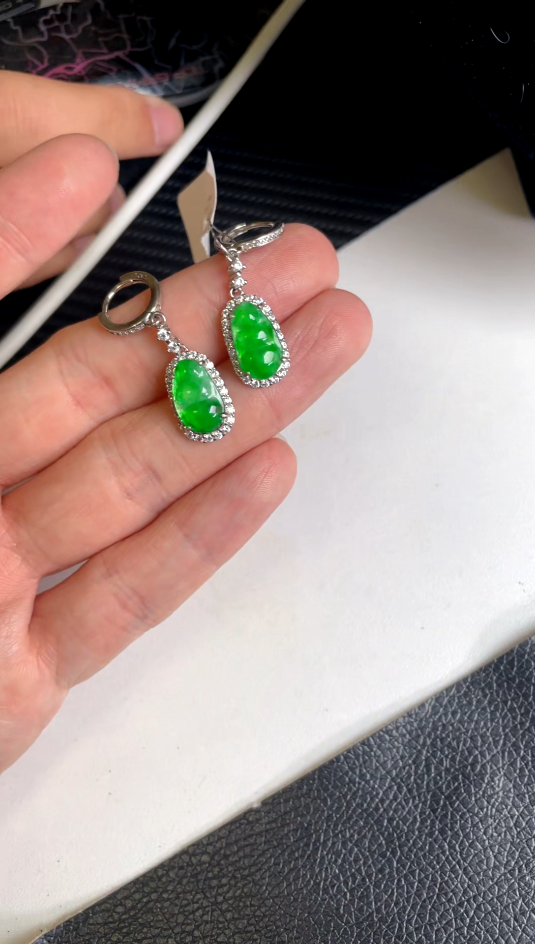 【闪购商品】翡翠吊坠(不含链)银S925镶嵌耳钉
