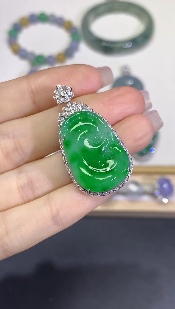 【闪购商品】翡翠颈饰18K金镶嵌团购15