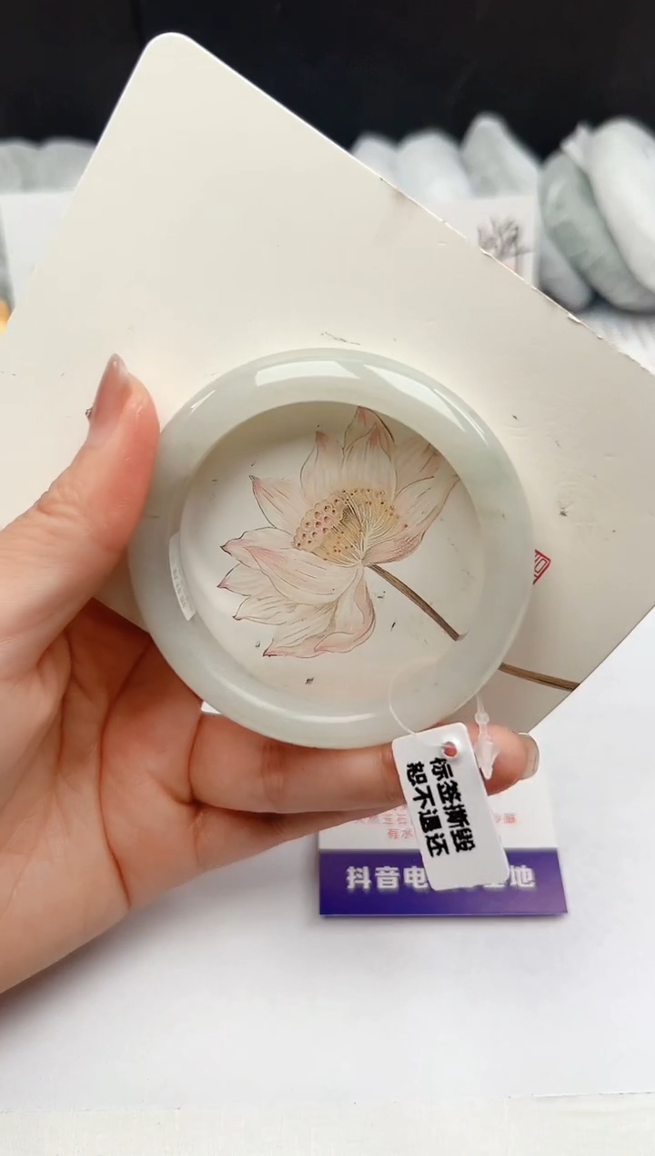 【闪购商品】石英质玉手镯未镶嵌172-PB