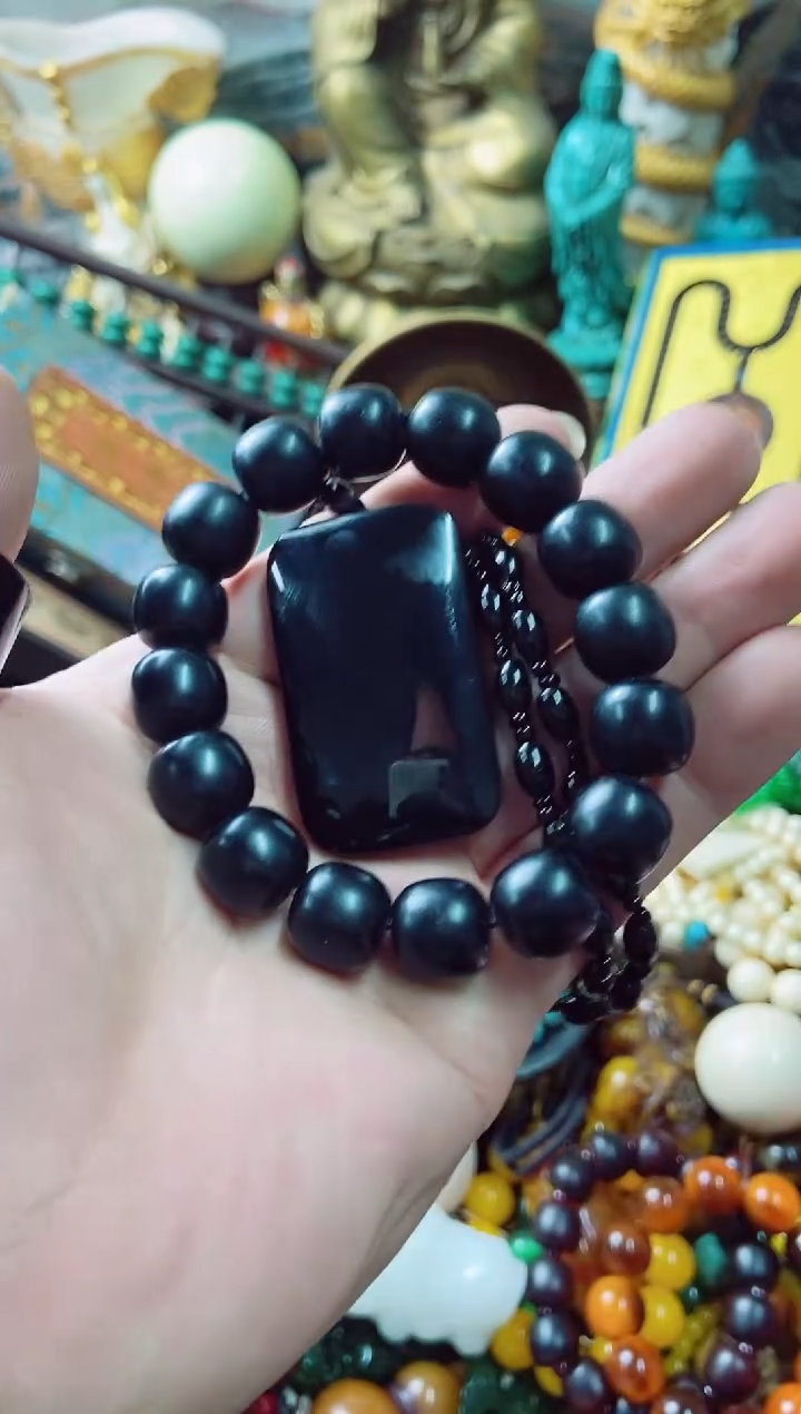 【闪购商品】和田玉（墨玉）主播推荐主播推荐未镶嵌  