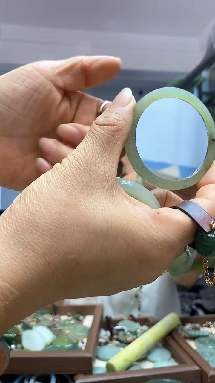 【闪购商品】岫玉镜子未镶嵌多样性发货其中之一