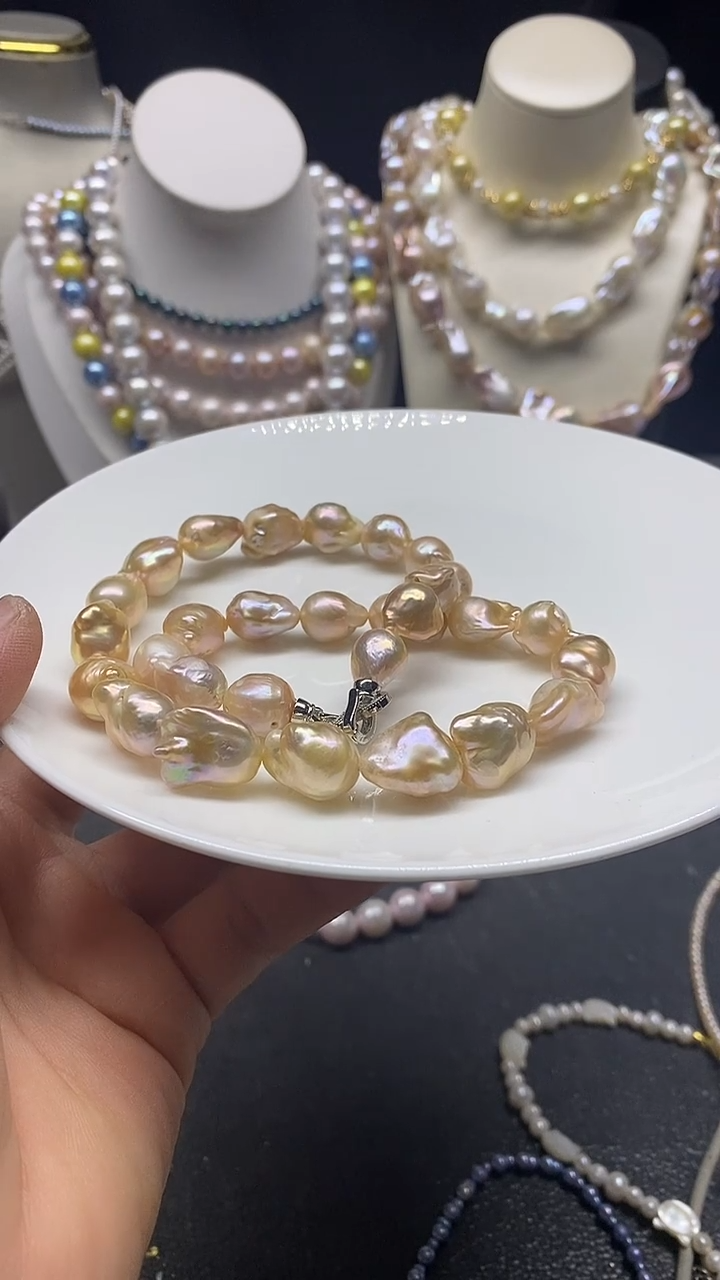 颈饰未镶嵌淡水珍珠多人