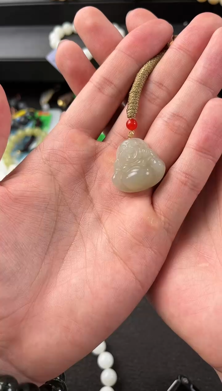 【闪购商品】和田玉挂件未镶嵌且末青白佛公挂件微色差