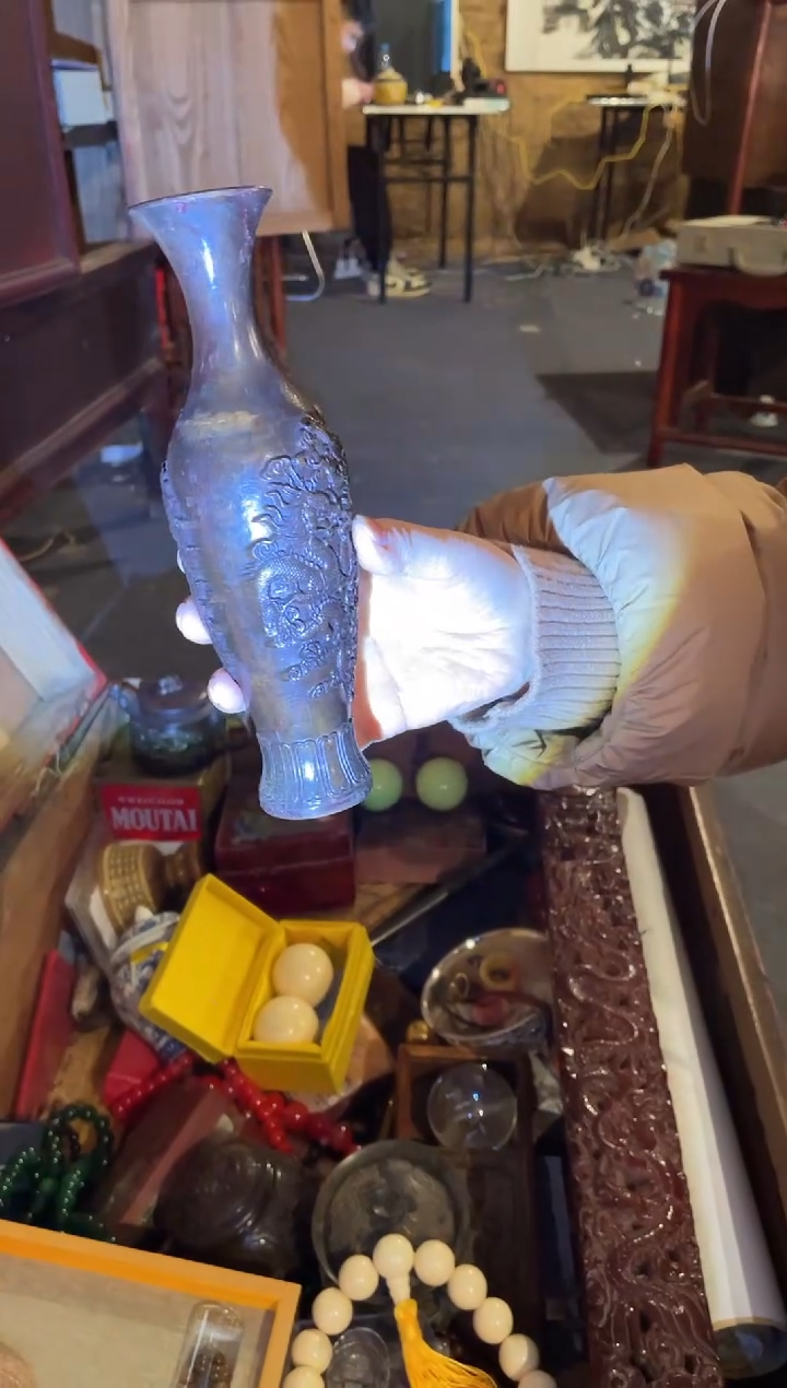 【闪购商品】一一一一一一小花瓶一个