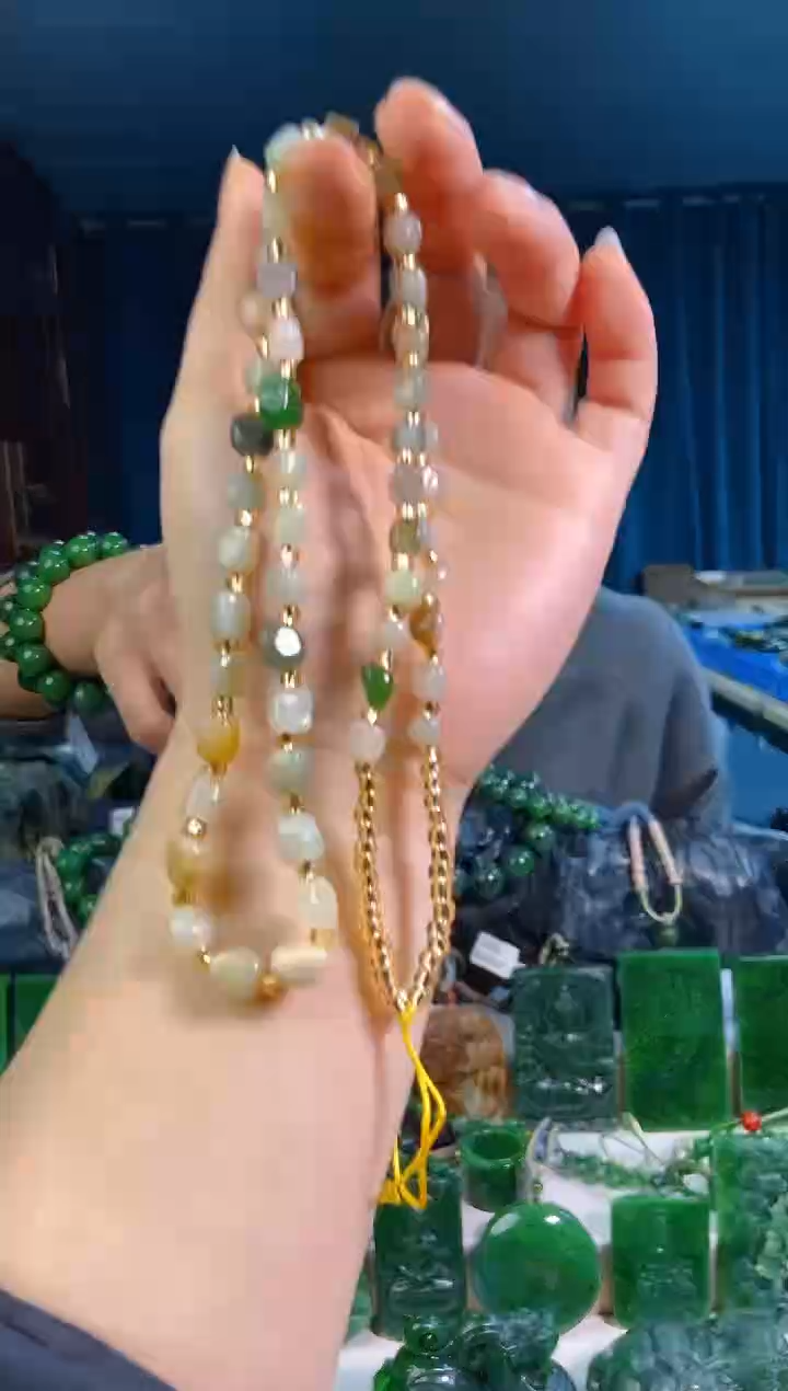 【闪购商品】和田玉未镶嵌挂件1