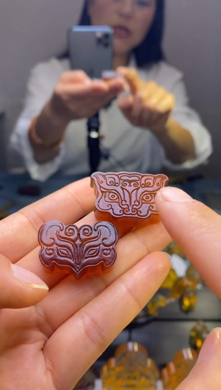 【闪购商品】琥珀颈饰未镶嵌HP100-69（貔貅+小狐狸）兽面2个