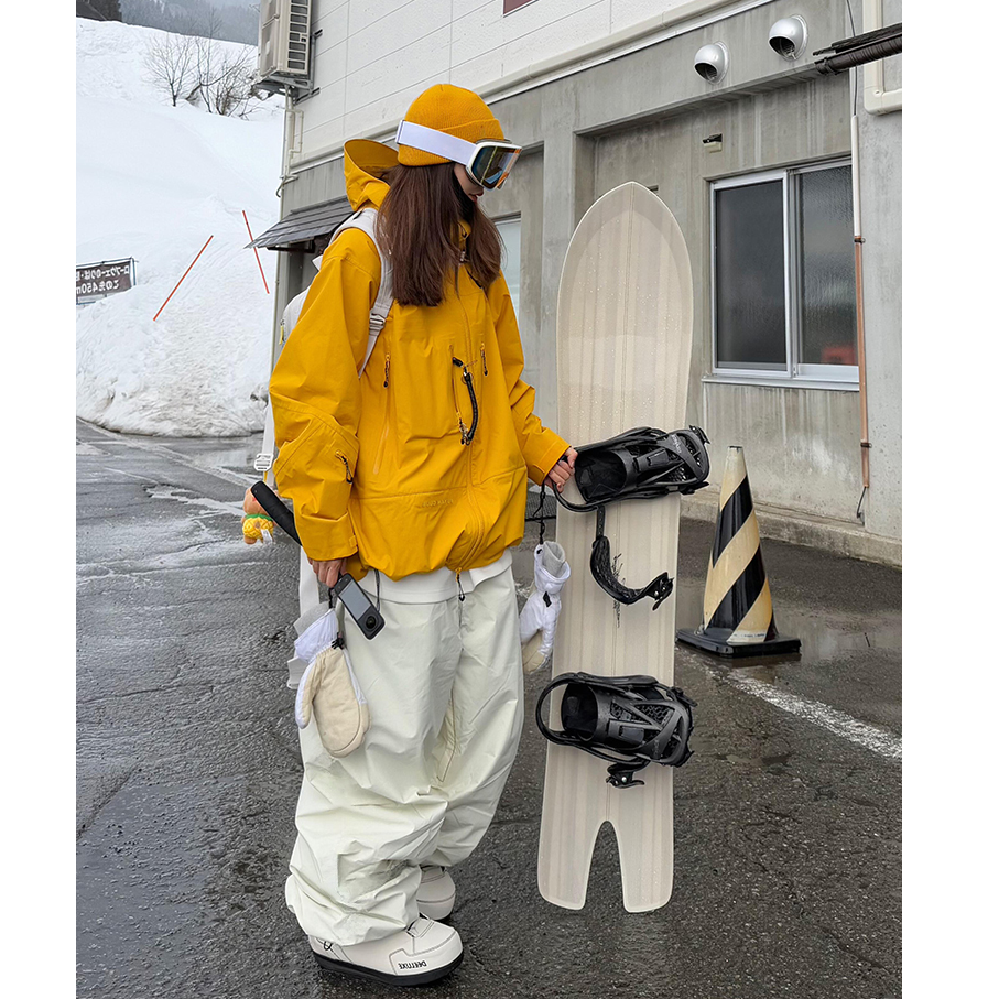 芙沿黄色滑雪服套装女2025秋冬新款户外防风防水专业保暖单板雪服